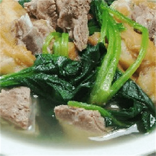 美味油条菠菜排骨汤