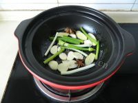 好吃的小鱼焖豆腐做法图解4)