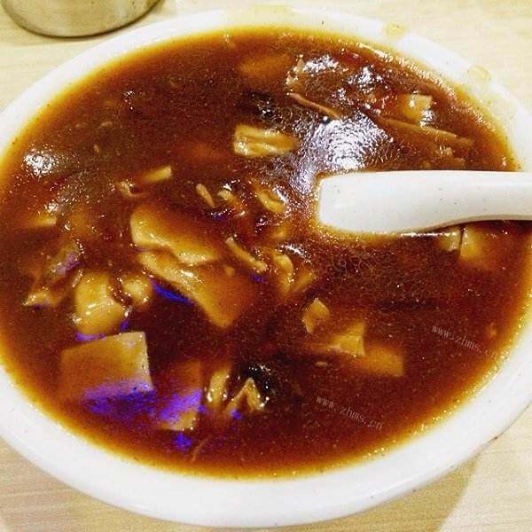 辛辣的手工胡辣汤