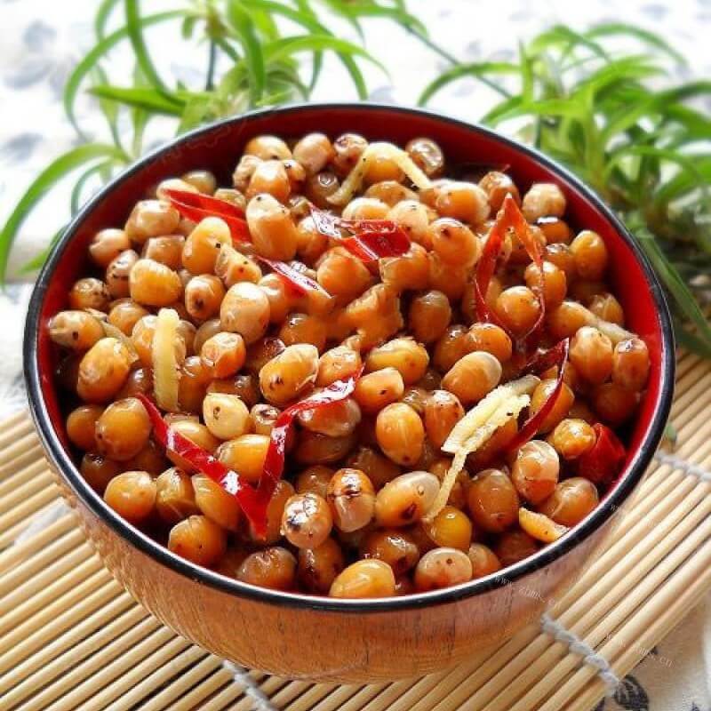 美味的辣炒大豆蛋白