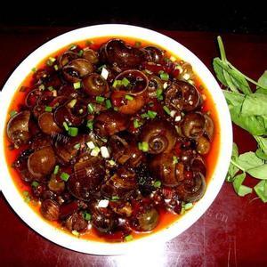 鲜美可口的虾酱田螺肉