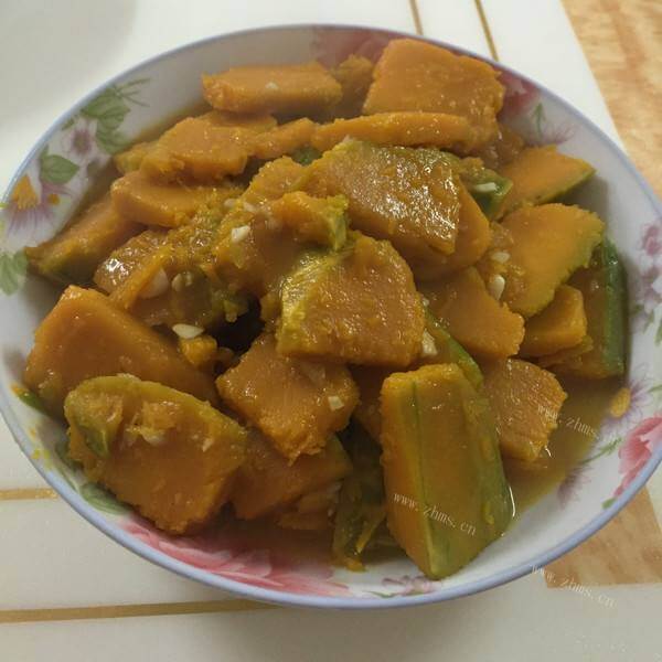 美味的蒜蓉窝瓜片