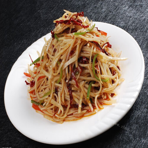 美味酸辣粉土豆丝