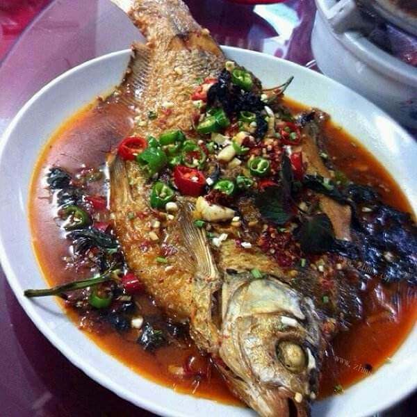 美味的红烧青鲷鱼