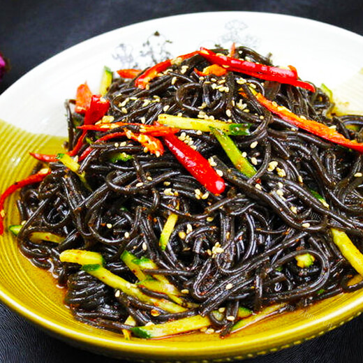 回味无穷的凉拌土豆粉条