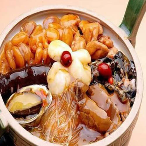 美味的卤鹅肠汤米粉