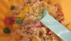 美味的招牌蛋炒饭做法图解4)