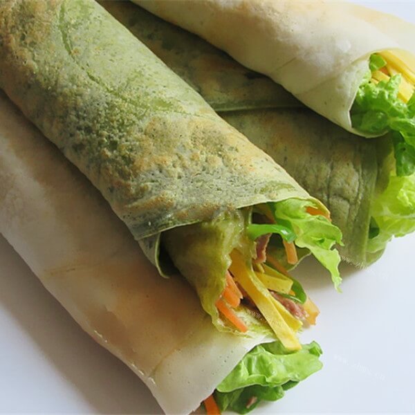 营养生菜培根卷饼