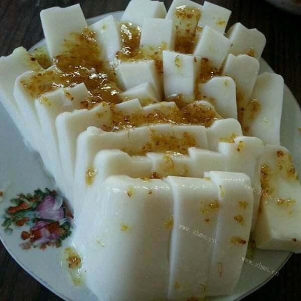 美味蓝莓杏仁奶豆腐