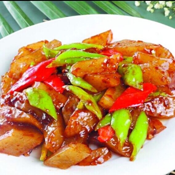 简单的辣椒炒焖子