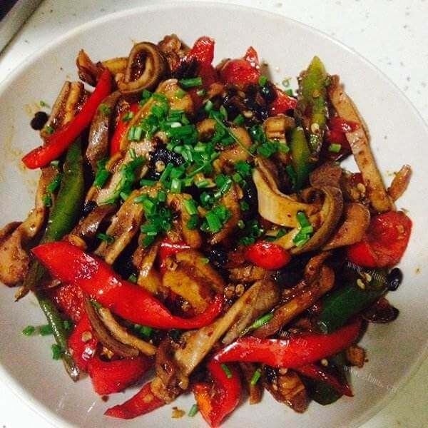 好吃的尖椒炒肚条