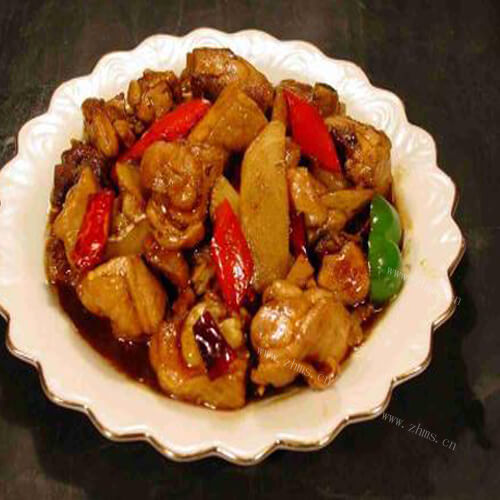 简易版-土豆木耳炖鸡肉