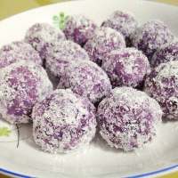 油炸蓝莓菠萝卷紫薯球