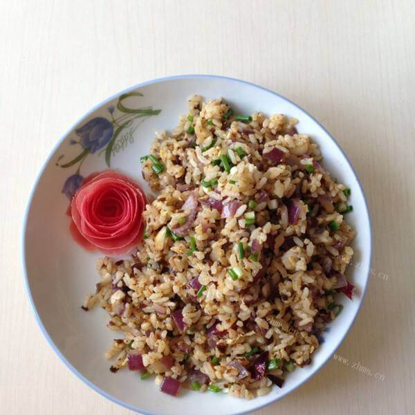 营养肉沫炒饭