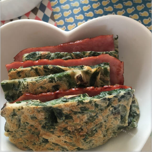好吃的野菜鸡蛋饼夹培根