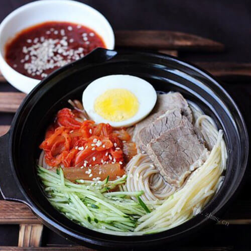 好吃的麻辣冷面