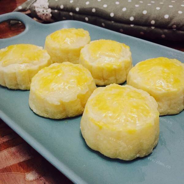 香甜的脆皮月饼