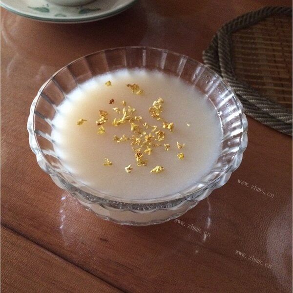 色香味俱全的桂花莲藕羹