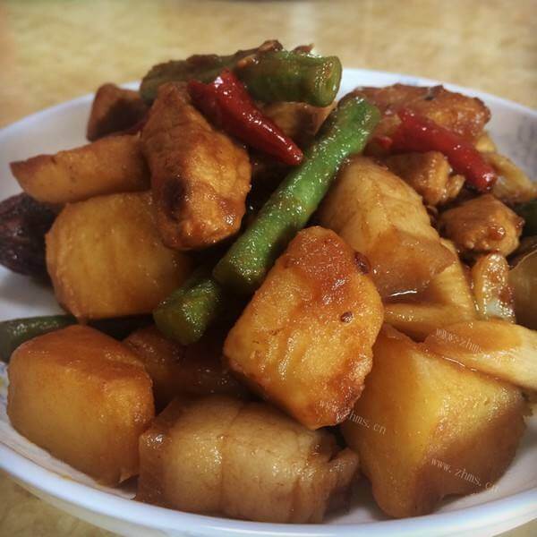 好吃的豆角土豆烧肉