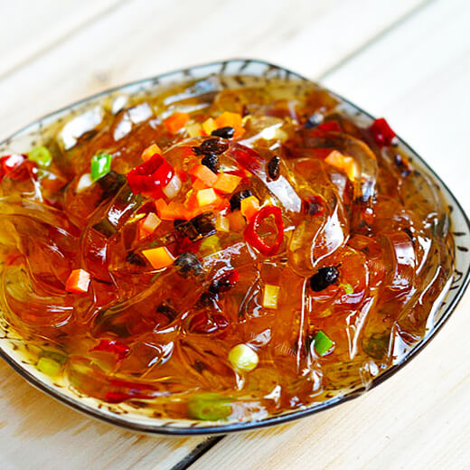 夏日美食豉香炒凉粉