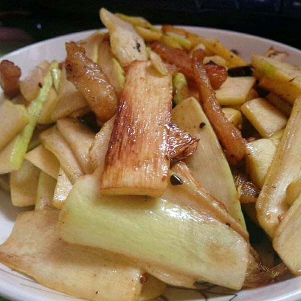 自制茭白笋煸肉