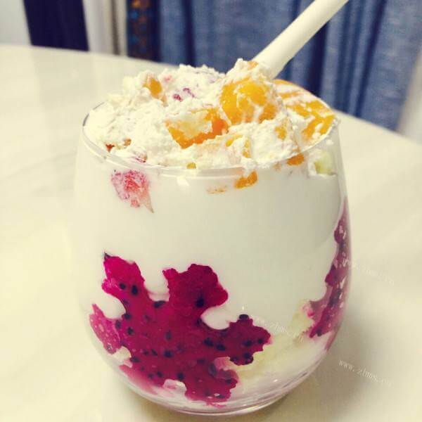 美味桂花蜜酸奶