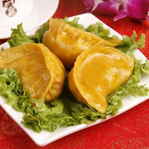 色香味俱全的橙色饺子