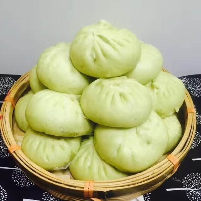 美味的猪肉玉米包