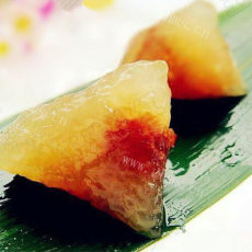 软糯的水晶蜜枣粽