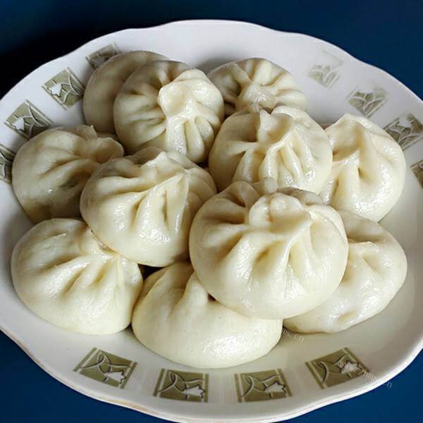 美味的香椿鸡蛋包子