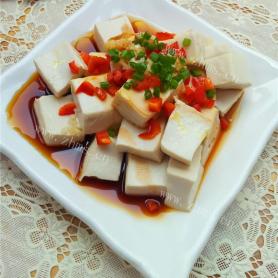 可口的红椒豆腐