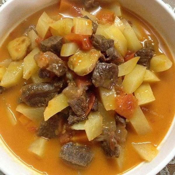 诱人的西红柿烧牛肉