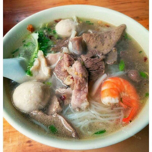 早餐广东汤米粉