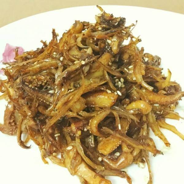 鲜美的农家小鱼炖菜