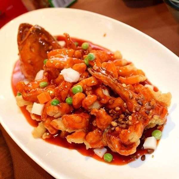 热腾腾的松鼠黄鱼