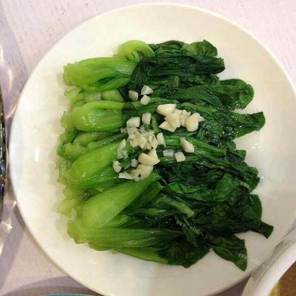 美味的蒜泥炒青菜