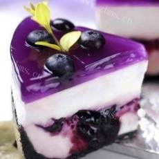 香酥甜美的蓝莓蛋糕块