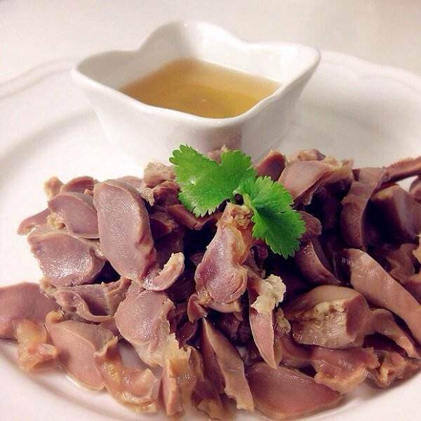 美味的油泼金针鸡胗