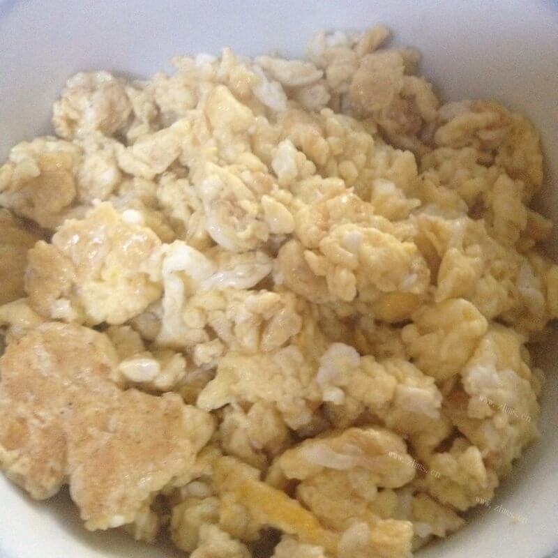 自制香菇木耳饺子做法图解5)