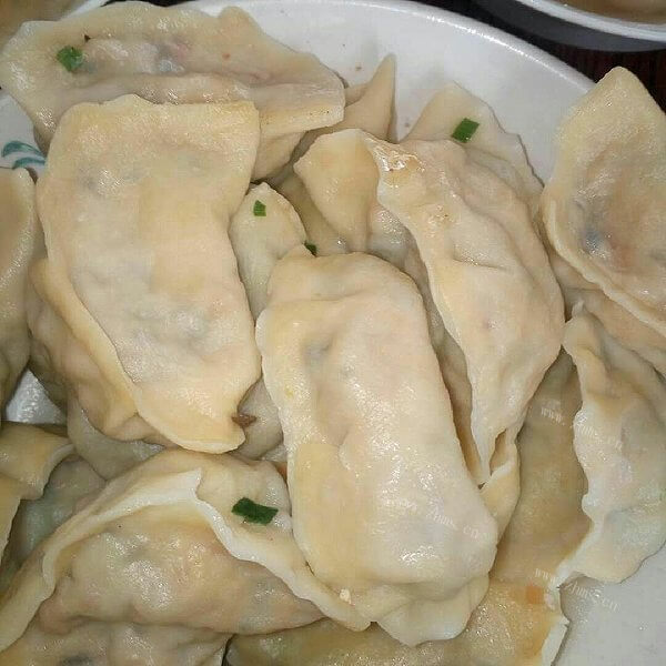 好吃的萝卜鲜虾饺子