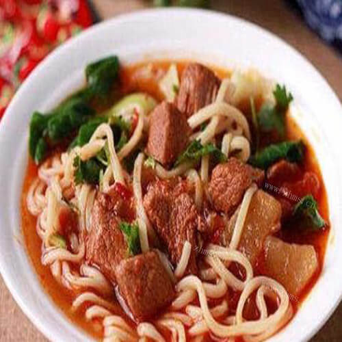 鲜美的牛肉阳春面