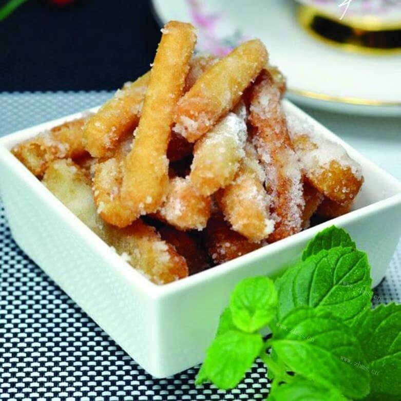 美味椒盐香葱糯米条