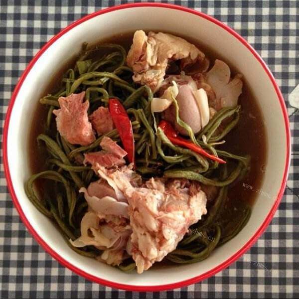腊排骨炖干豆角