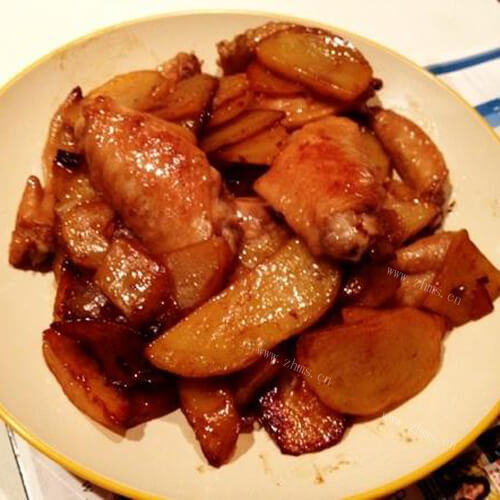 好吃的红烧土豆鸡翅根