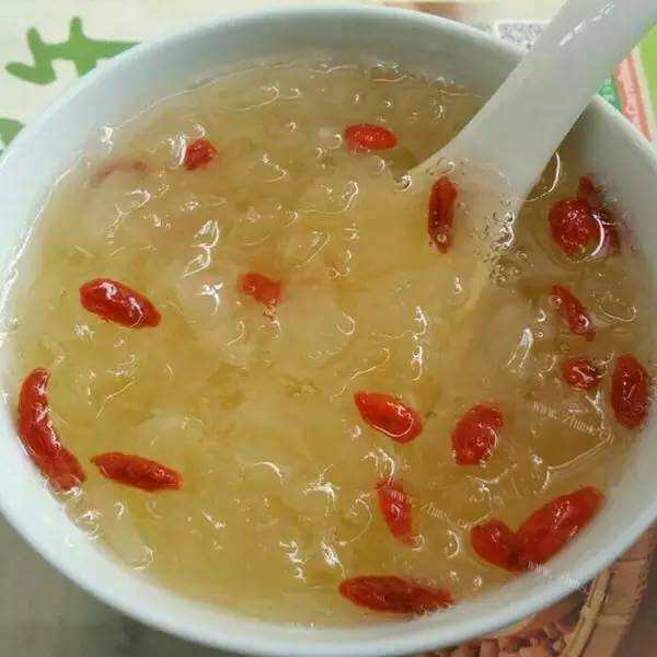 可口的绿豆马蹄爽糖水