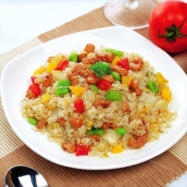 多吃吴氏火腿炒饭