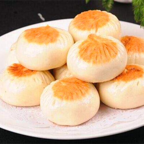 美味的金针菇双料烤肉包