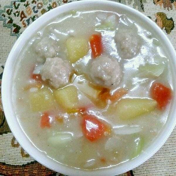 美味小土豆烧肉丸
