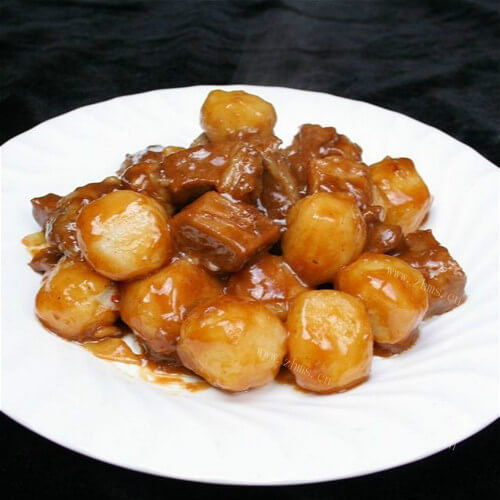 美味的小土豆烧肉丸