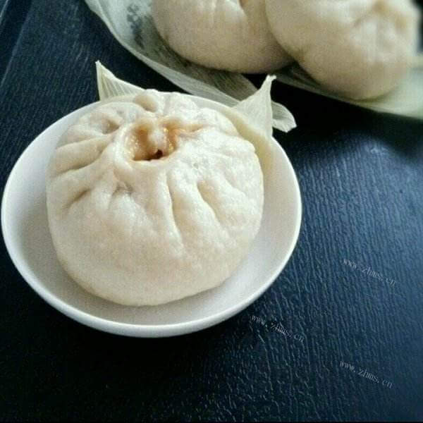 香气扑鼻的肉沫包子